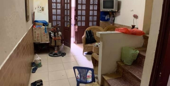 Bán gấp Tập thể tầng 3 ngõ Hòa Bình 7, Minh Khai giá 1,4 tỷ, DT 100m2