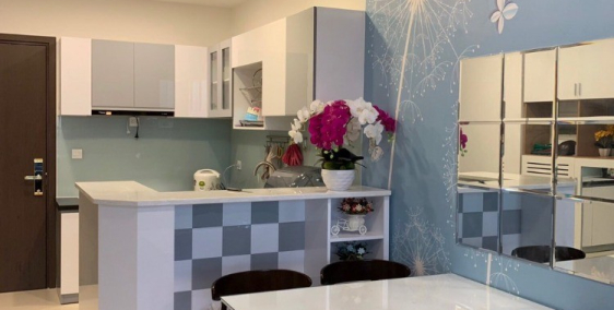 Golden Mansion 69m2 đầy đủ nội thất view Bắc (công viên Gia Định) giá chỉ: 3.85T