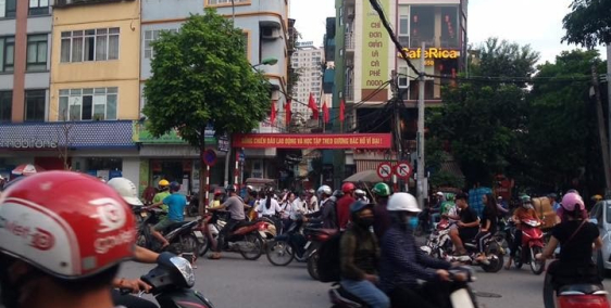 đường Hai Bà Trưng, Q.3, DT: 20x20, CN:405m2, giá 75 Tỷ