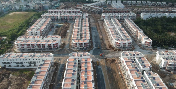 Bán nhà phố vườn, khu compound rẻ nhất Q9, cách MT Nguyễn Duy Trinh 200m, 42tr/m