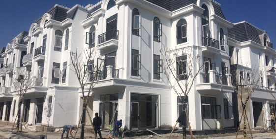 BẠN CHỈ CẦN CÓ 1 TỶ NHẬN NHÀ NGAY TRƯỚC TẾT TẠI CROWN VILLAS