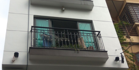 Bán nhà lô góc Kim Đồng, 60m, 5 tầng, phân lô ô tô vào nhà, gần phố, giá nhỉnh 4