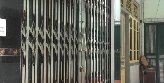 Bán nhà mặt đường Bưởi giá 7.2 tỷ, 40mx5 tầng, kinh doanh đông đúc