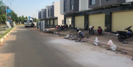 CHÍNH CHỦ BÁN NHÀ HOÀN THIỆN MẶT TIỀN ĐƯỜNG NHỰA 13M, CẠNH CÔNG VIÊN LH 0396.506