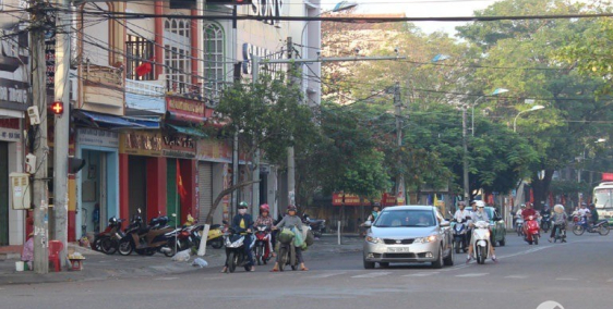 Mặt tiền Hoàng hoa Thám, P.7, Quận Bình Thạnh, DT: 12x39m, Giá 76 tỷ