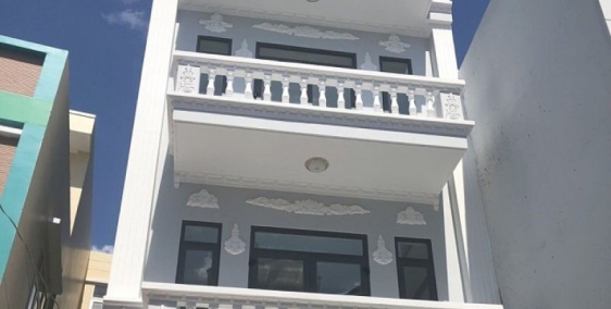 Bán Nhà Mt D5, Q. Bình Thạnh, DT: 4x15m, xây 3 lầu đẹp