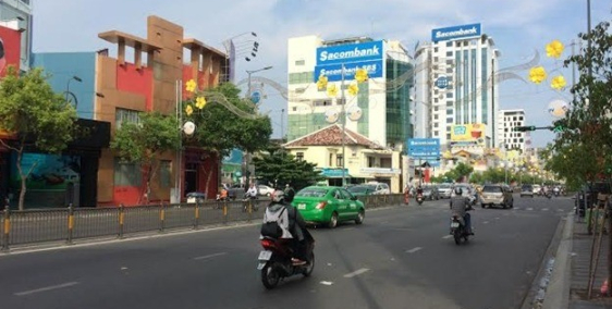 Mặt tiền Bạch Đằng, quận bình thạnh, DT: 13x30, giá 50 tỷ