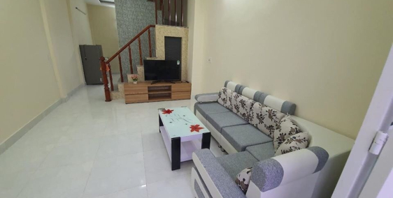 Nhà Phố Ngay Chợ 1 Trệt 2 Lầu Đã Có Sổ Riêng Từng Căn