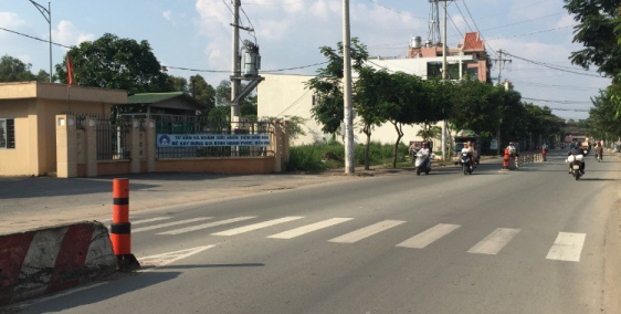 Nhà mặt phố thương mại ngay gần mặt tiền Hùng Vương, 90m2, 1 trệt 1 lửng 2 lầu