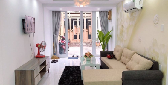 Nhà 3,2x13m 2 lầu 3PN hẻm 6m Lạc Long Quân Q11