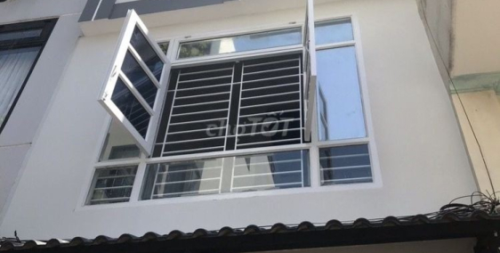 Nhà mặt tiền nội bộ 3,5 tấm gần chợ hồ trọng quý