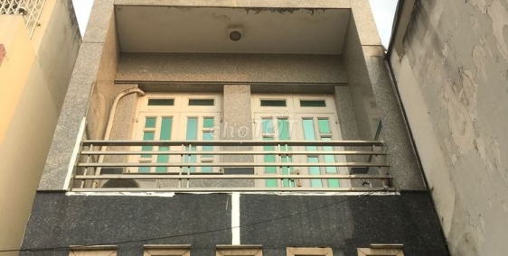 Nhà 1 trệt 1 lửng 2 lầu + sân thượng