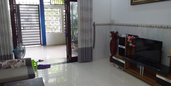 Chủ cần tiền bán gấp trước tết nhà 2.5 tầng đường 10m5 Lý Nhật Quang.