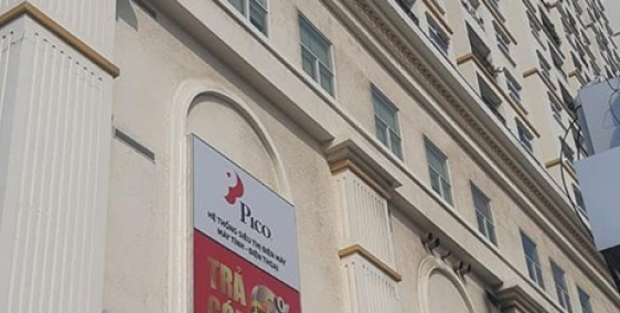 Bán nhà mặt phố Âu Cơ giá 6.8 tỷ, 84mx3 tầng, ở được luôn