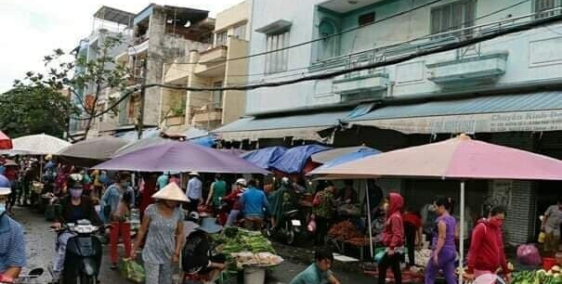 Bán nhà 1 trệt 1 lầu 136m2 khu vực đường Đồng Khởi, Biên Hòa, thổ cư 100%