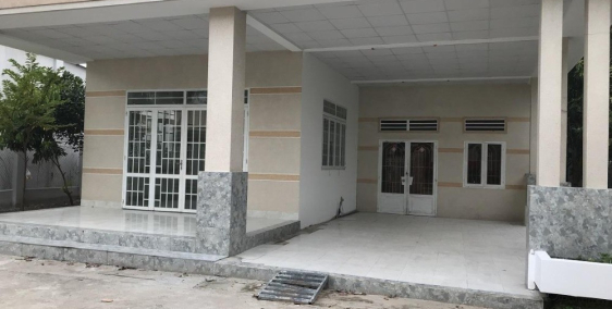 CẦN BÁN GẤP NHÀ GẦN CHỢ LONG HẢI , NHÀ ĐẸP, GIÁ TỐT TẠI TÂY NINH.