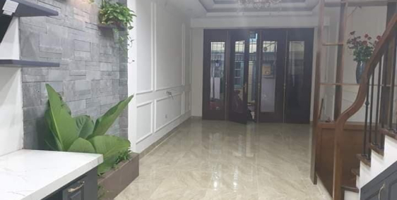 Bán gấp nhà mặt ngõ Tạm Thương giá 12.5 tỷ, DT 50m2, Kd tốt, oto vào