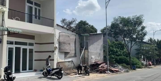 Xe hơi vào nhà , HXT, 60m2, Lạc Long Quân, Quận 11. LH:0865033455