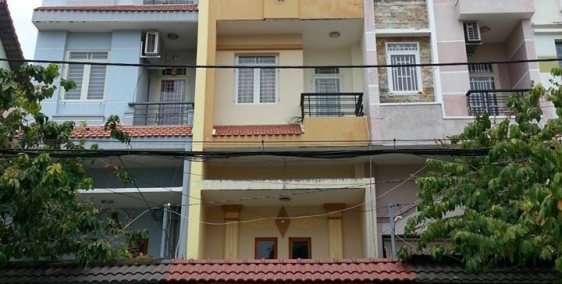 Bán nhà tân phú hẻm lớn xe hơi tránh nhau