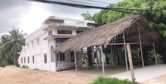 nhà mặt tiền đường trần hưng đạo