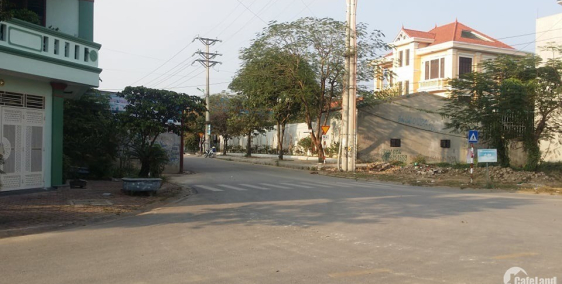 Bán nhà xây thô khu đô thị mới Đông Sơn, P. An Hoạch 100m2, 3 tầng, rộng 5m