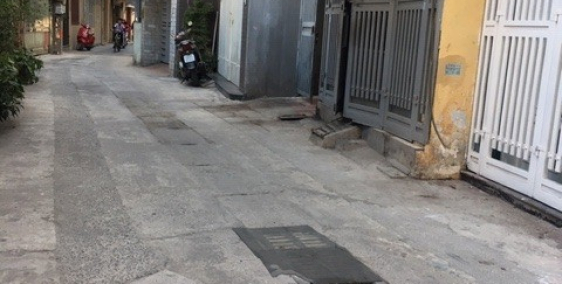 Bán nhà riêng  phố Hoàng Ngân, ô tô đỗ cửa , 6PN, 36m 4,5 Tỷ