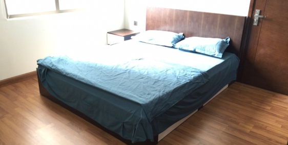 Cho thuê chung cư Home city 70m2,2 phòng ngủ, nội thất đẹp giá 15 triệu/tháng.