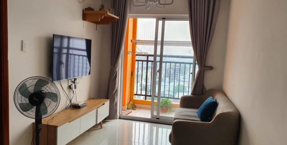 CUối năm cho thuê gấp căn hộ 8x plus trường chinh . 8tr ful nội thất.