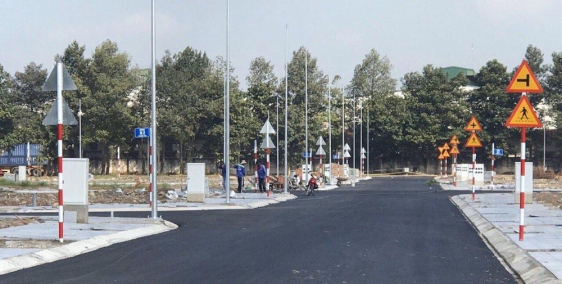 Mở bán 5 nền đẹp nhất dự án. 9 sách tốt cho khách hàng đầu tư.