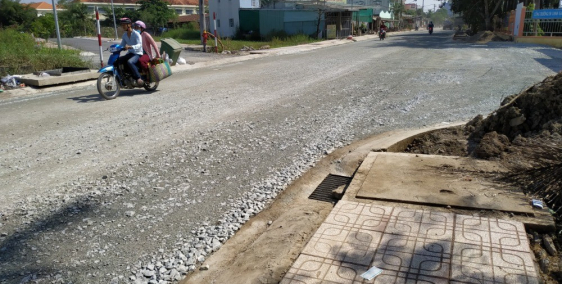 Đất chính chủ cần bán tiện ích có sẵn ai có thiện chí alo em nhé.