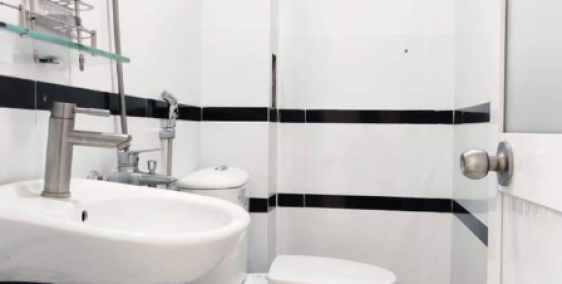 Nhà đẹp mặt tiền nhựa Đinh Đức Thiện, Bình Chánh, SHR, chính chủ.