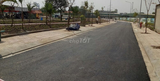 Đất Bán đường Lê Lợi 5x18 gần chợ Hóc Môn