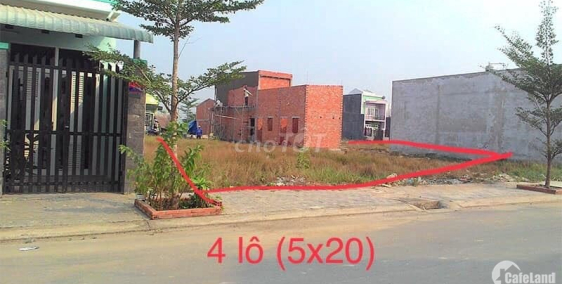 Cuối năm thu hồi vốn sang 4 nền đất kế nhà đang ở