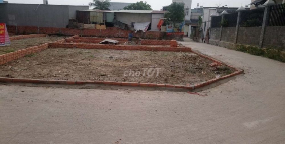 Bán gấp lô đất 80M2 Ngay Nguyễn Duy Trinh Q.9 1T55