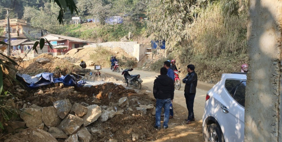 Bán đất sổ đỏ mặt tiền đường DT125, gần KDL Sapa Jade Hill, Lào Cai.