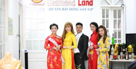 Cho thuê Ki-ốt Mường Thanh 80 m2,MT 6m vị trí đẹp,kinh doanh tốt, hướng Bắc.LH t