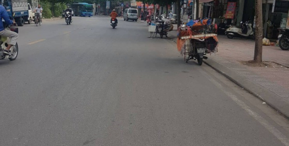 Cho thuê kho tại Thạch Bàn. lh: 0396831839