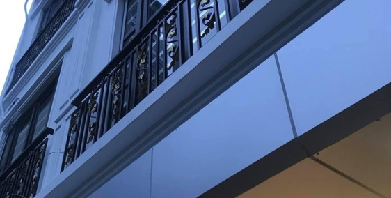 Cho thuê Trung tâm Thẩm mỹ đường 3 tháng 2, DT: 14x25m, 2 Hầm 10 lầu