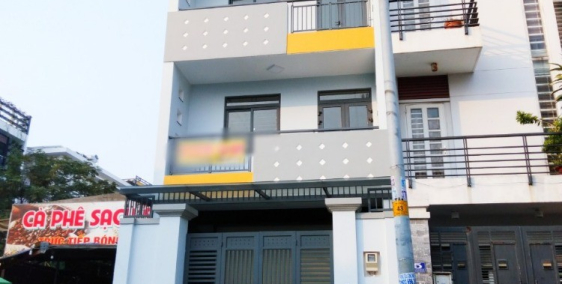 Cho thêu nhà nguyên căn 4PN Mặt tiền 5m tiện kinh doanh ngay VinCom Quận 7