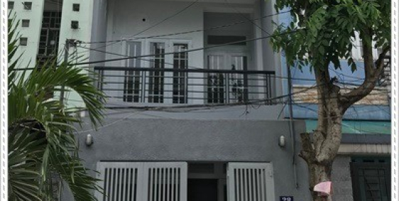 Cho thuê nhà nguyên căn mặt tiền đường DC3, Tân Phú, 130m2, 15tr/tháng