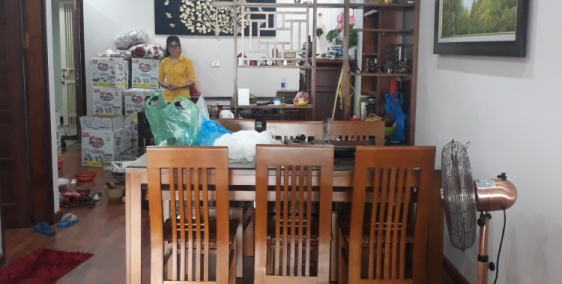 cho thuê CHCC giá 8tr full đồ có sàn gỗ đẹp dt 90m ở luôn sdt 0902131683