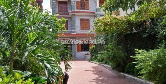 Cho thuê villa Thảo Điền Quận 2 có hồ bơi sân vườn 2 lầu 780m2 5pn