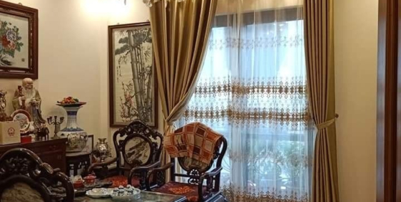 Bán nhà đầu ngõ Đông Thiên giá 1,9 tỷ, 32mx5 tầng, oto cách 10m