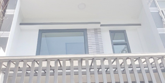 Bán nhà mới 2 lầu Quận 8 hẻm 326 đường Bùi Minh Trực Phường 6 Quận 8