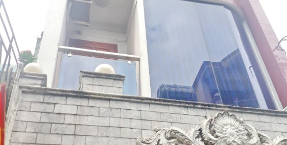 Bán nhà 2 lầu hẻm 231C đường Dương Bá Trạc Phường 1 Quận 8, DT: 4x15m