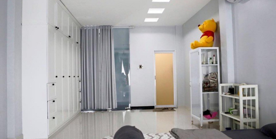 Bán Nhà Ngay Chợ Hoàng Hoa Thám, Phú Nhuận giá 4,5 tỷ.