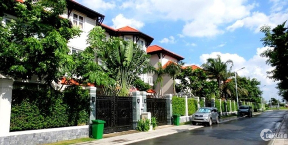 CẦN BÁN GẤP lô góc dự án Thủ Thiêm Villa Q2