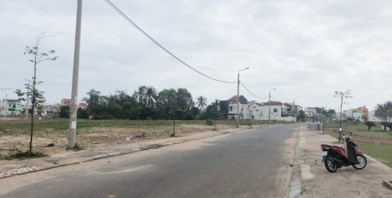 Bán 3 lô đất liền kề thuộc khu Làng Chài ở tp Hội An