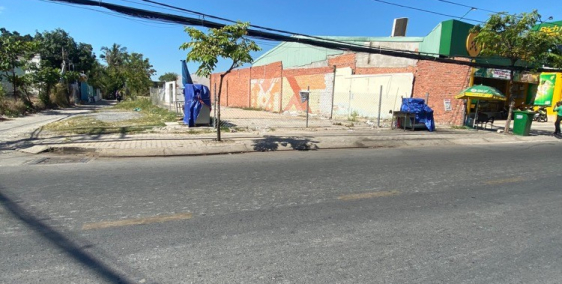 Bán đất gần chợ , trường học . 100m2 thổ cư mặt tiền đường 16m