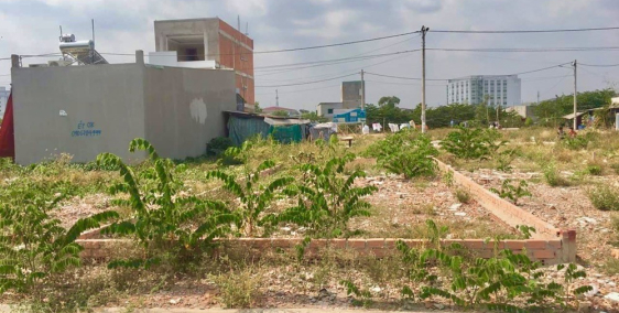 Ngân hàng Thanh lý 10 lô ngay chợ đầu mối Thủ Đức